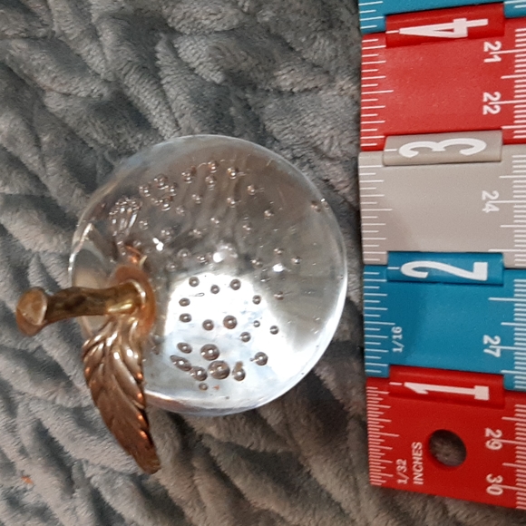 Glass Apple - Picture 4 of 4